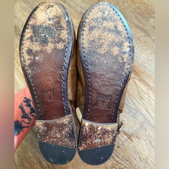 Frye • Sling Back Carson Ballet Flats - Picture 9 of 10